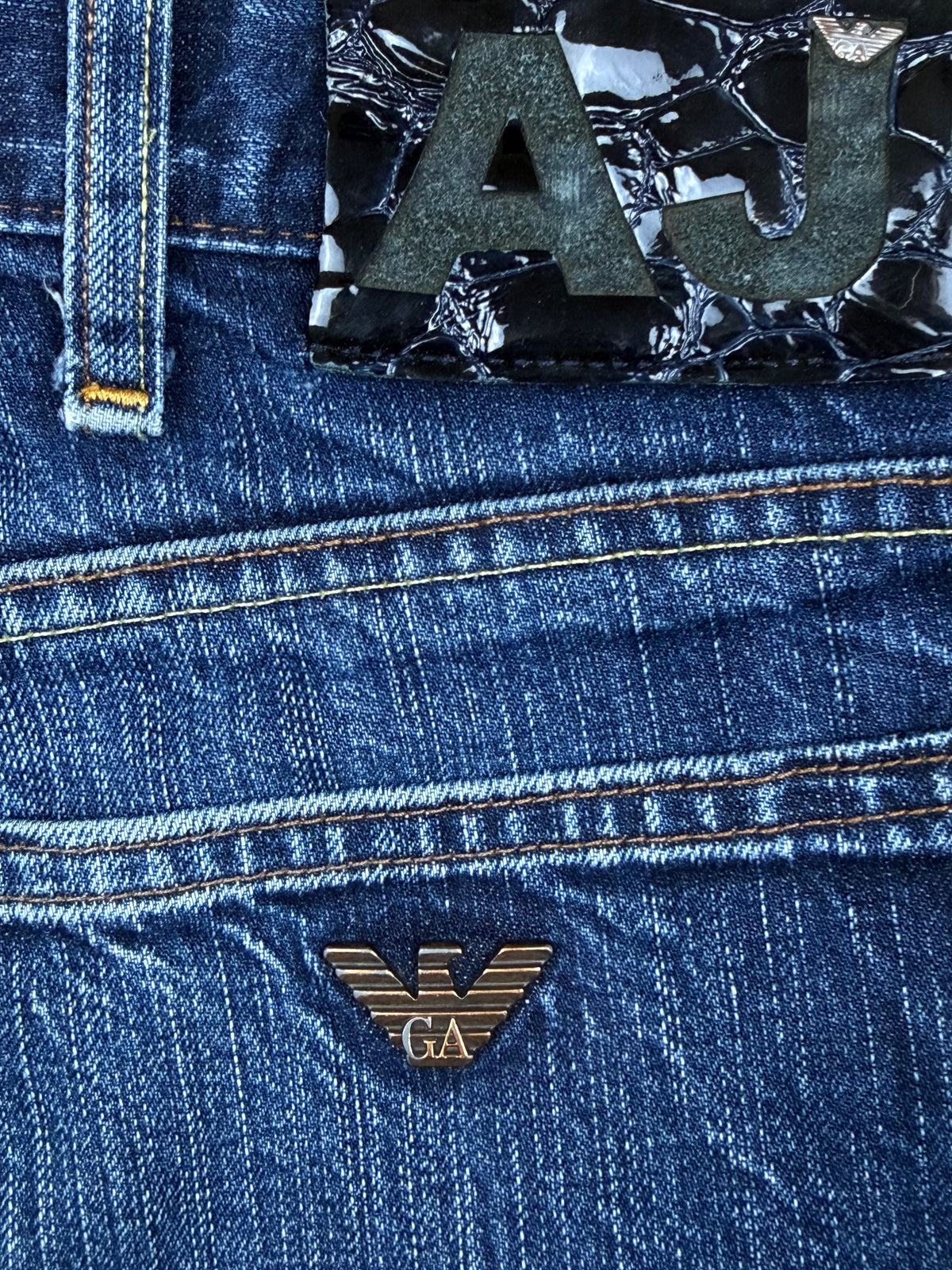 vintage Armani jeans {S}