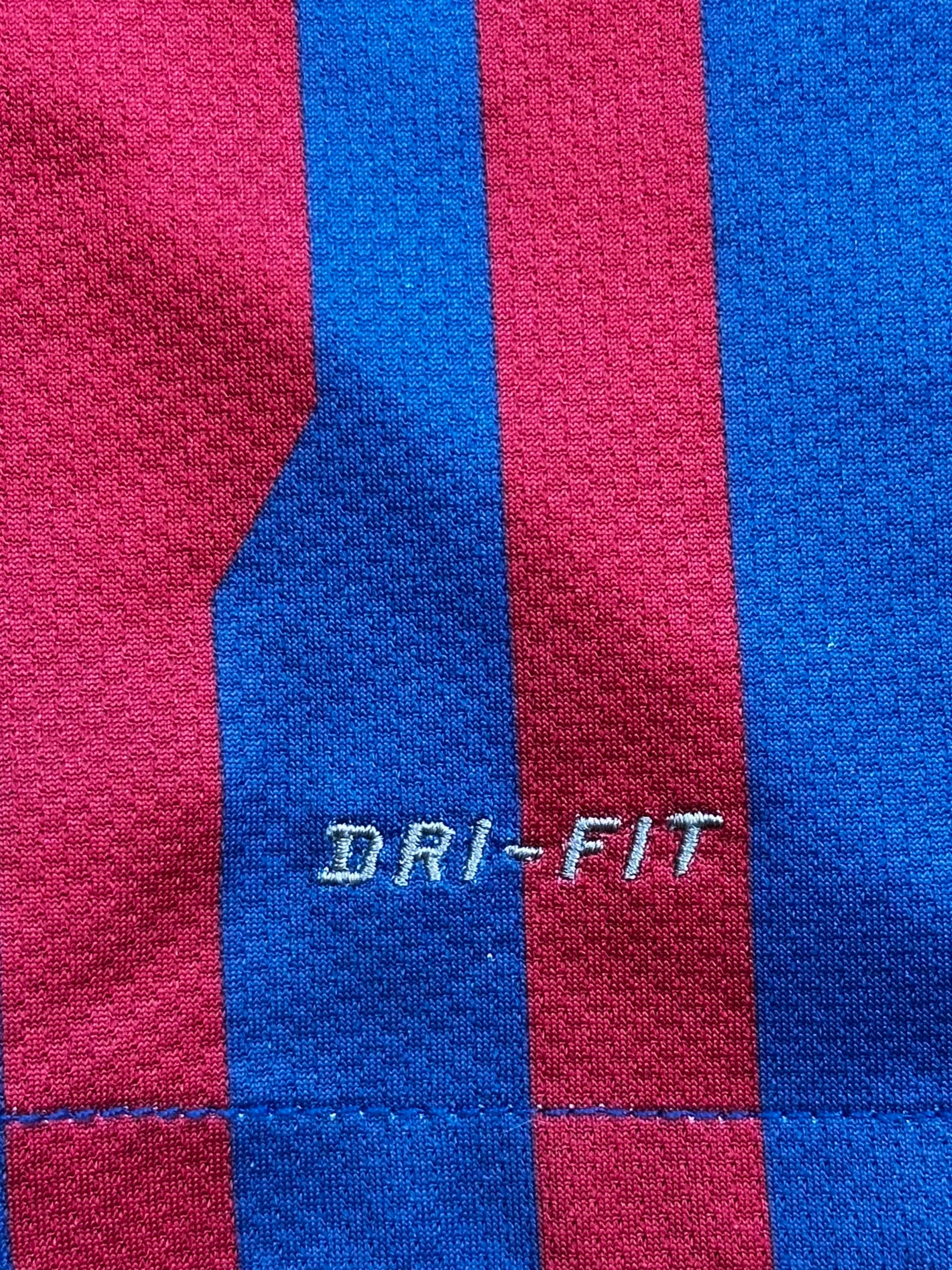 vintage Nike Fc Barcelona MESSI10 home jersey {S}