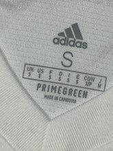 Cargar imagen en el visor de la galería, white Adidas SL Benfica 2021-2022 away jersey DSWT {S}
