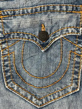 Cargar imagen en el visor de la galería, vintage True Religion jeans {L}
