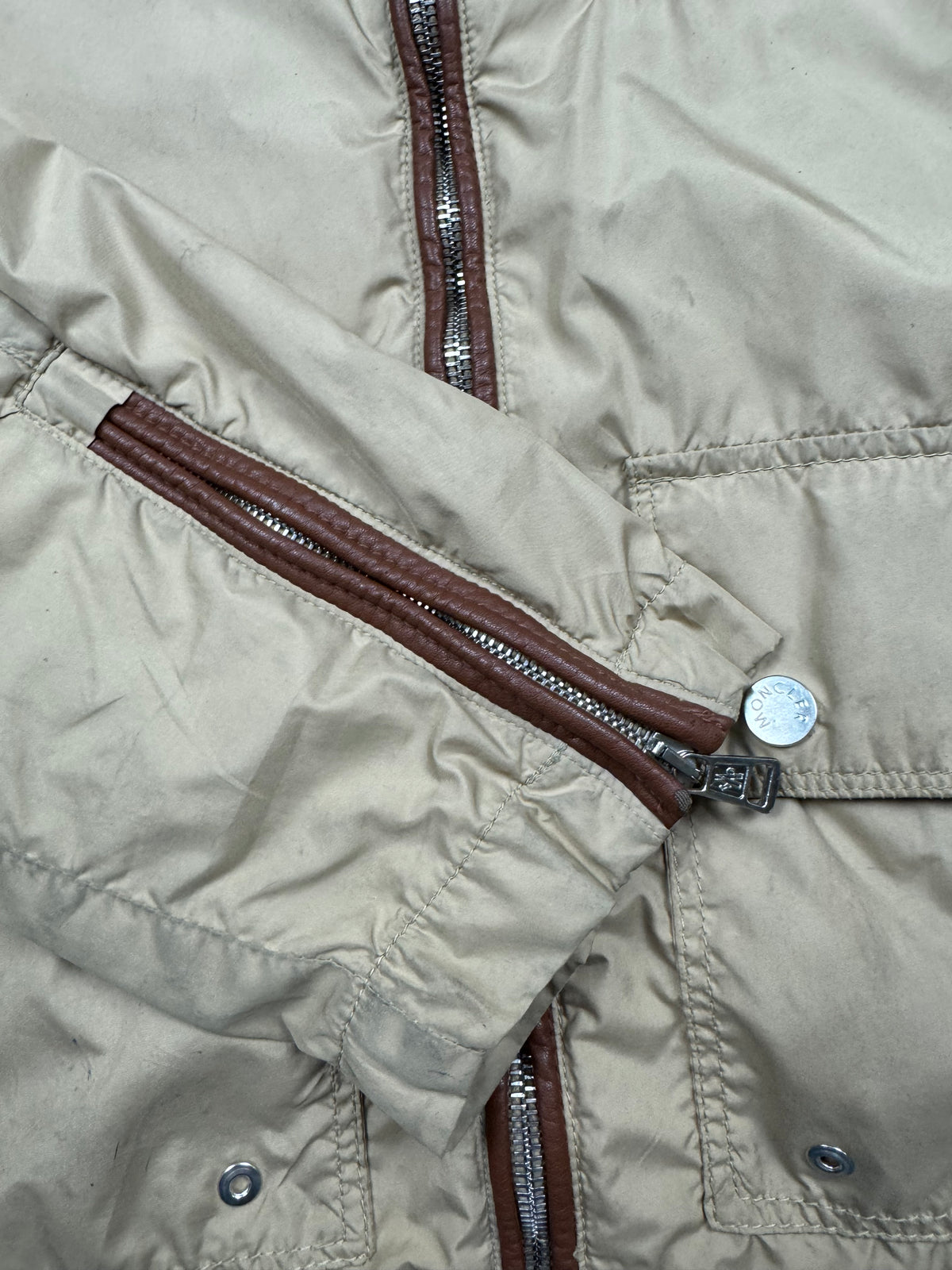 vintage Moncler windbreaker {M}