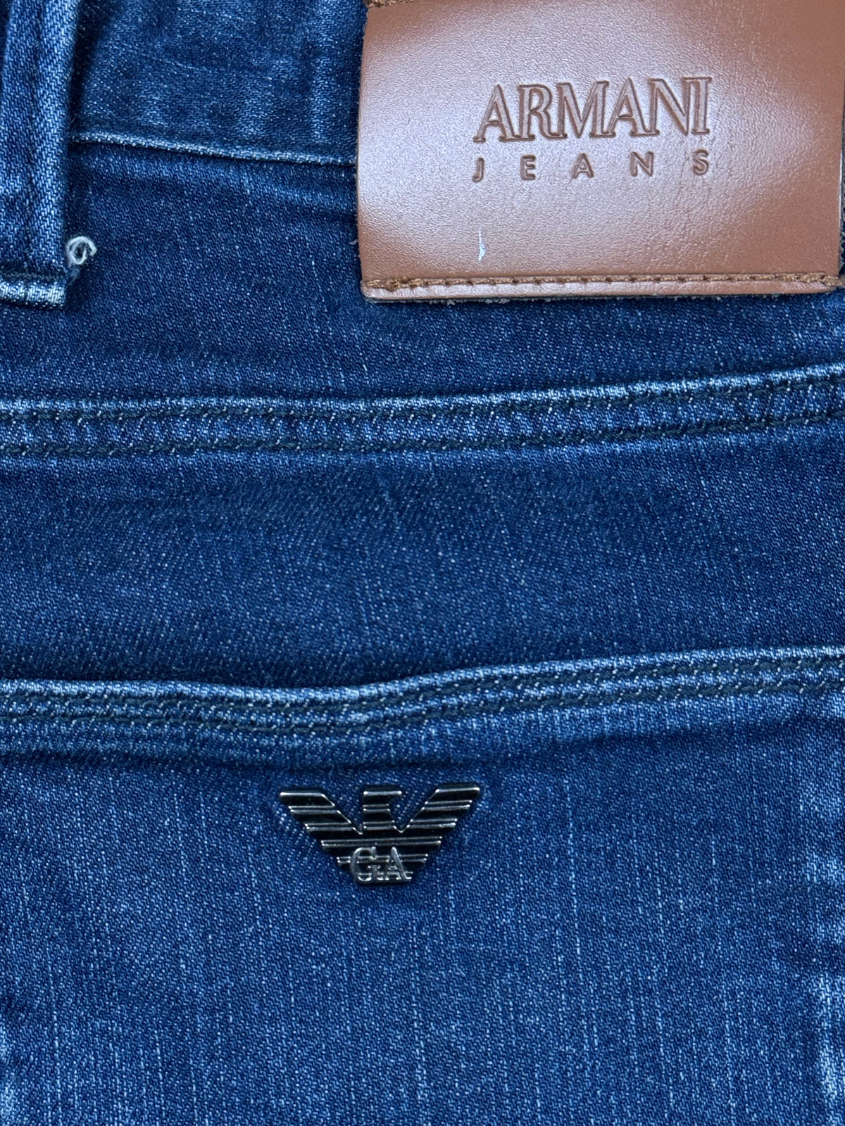vintage Armani jeans {M}