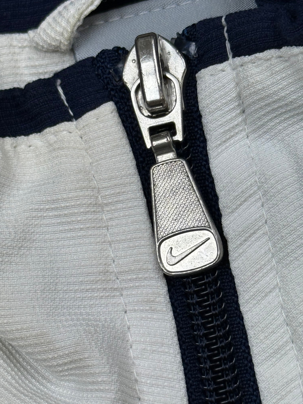 vintage Nike windbreaker {S}