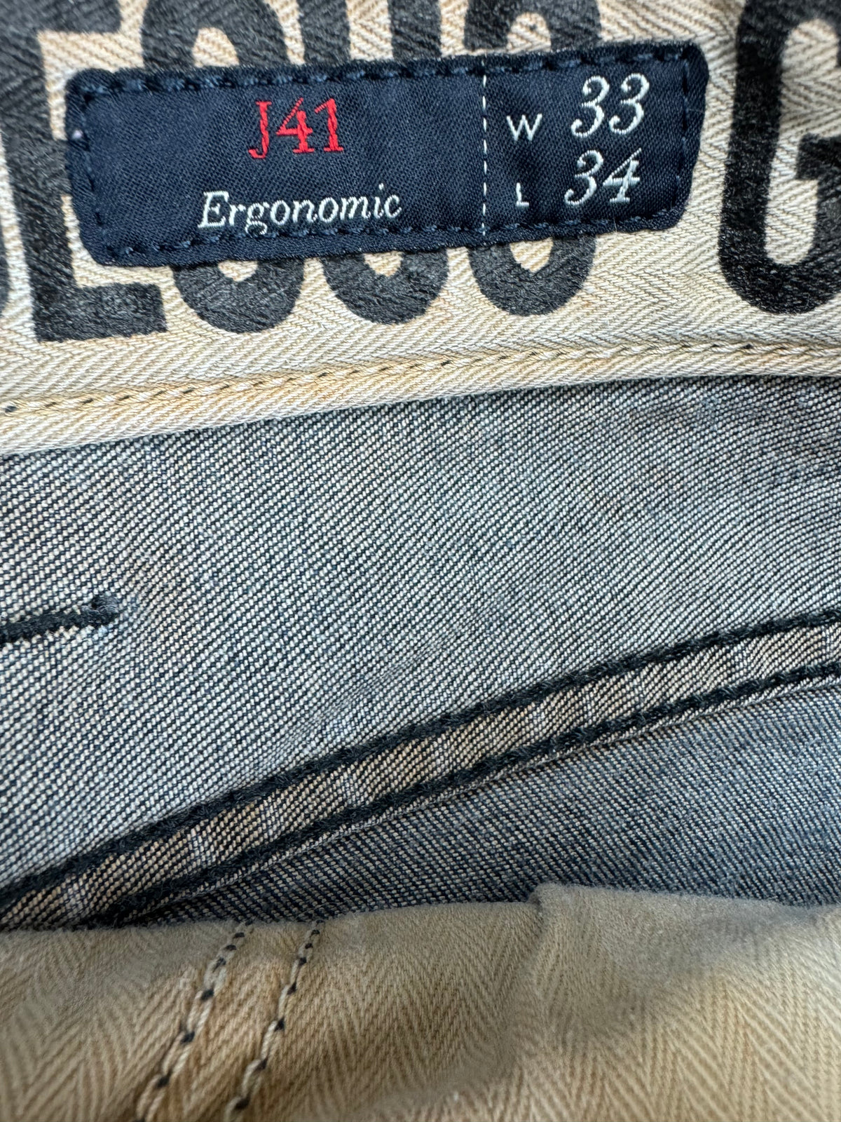 vintage Armani jeans {M}