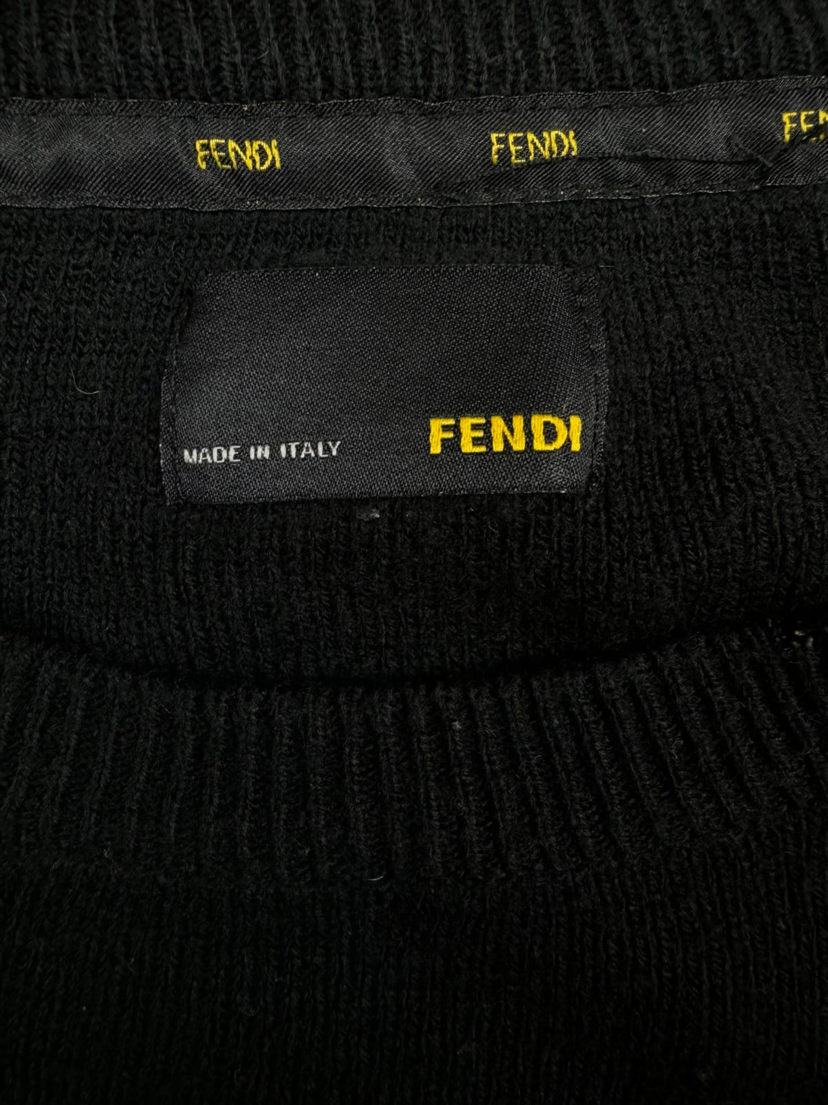 vintage Fendi knittedsweater {M}