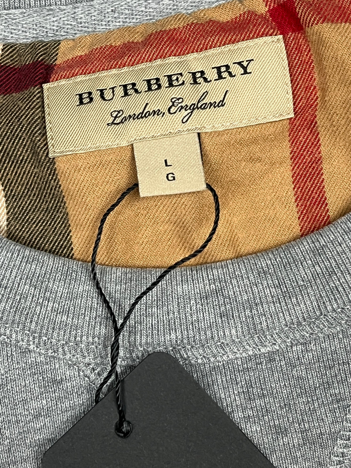 vintage Burberry sweater {L}
