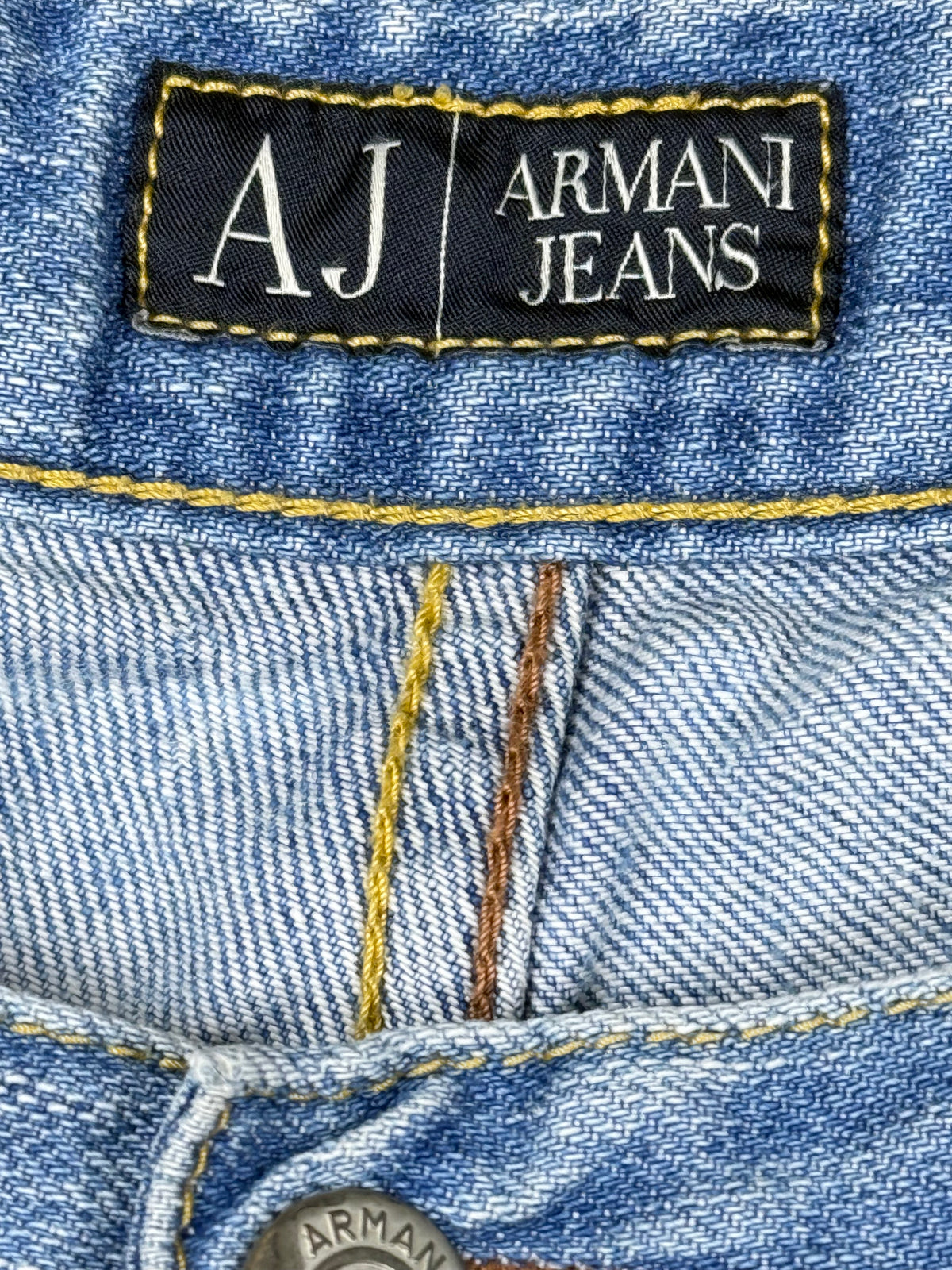 vintage Armani jeans {M}