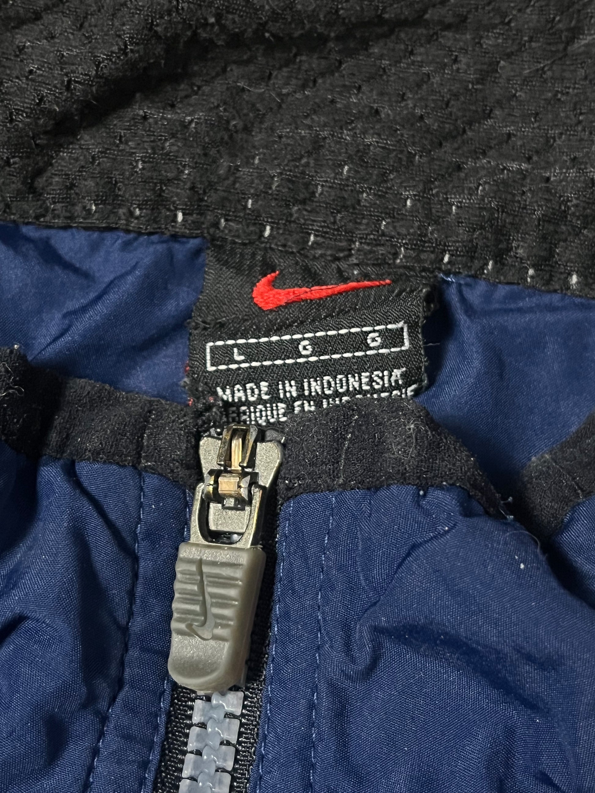 vintage Nike vest {M}