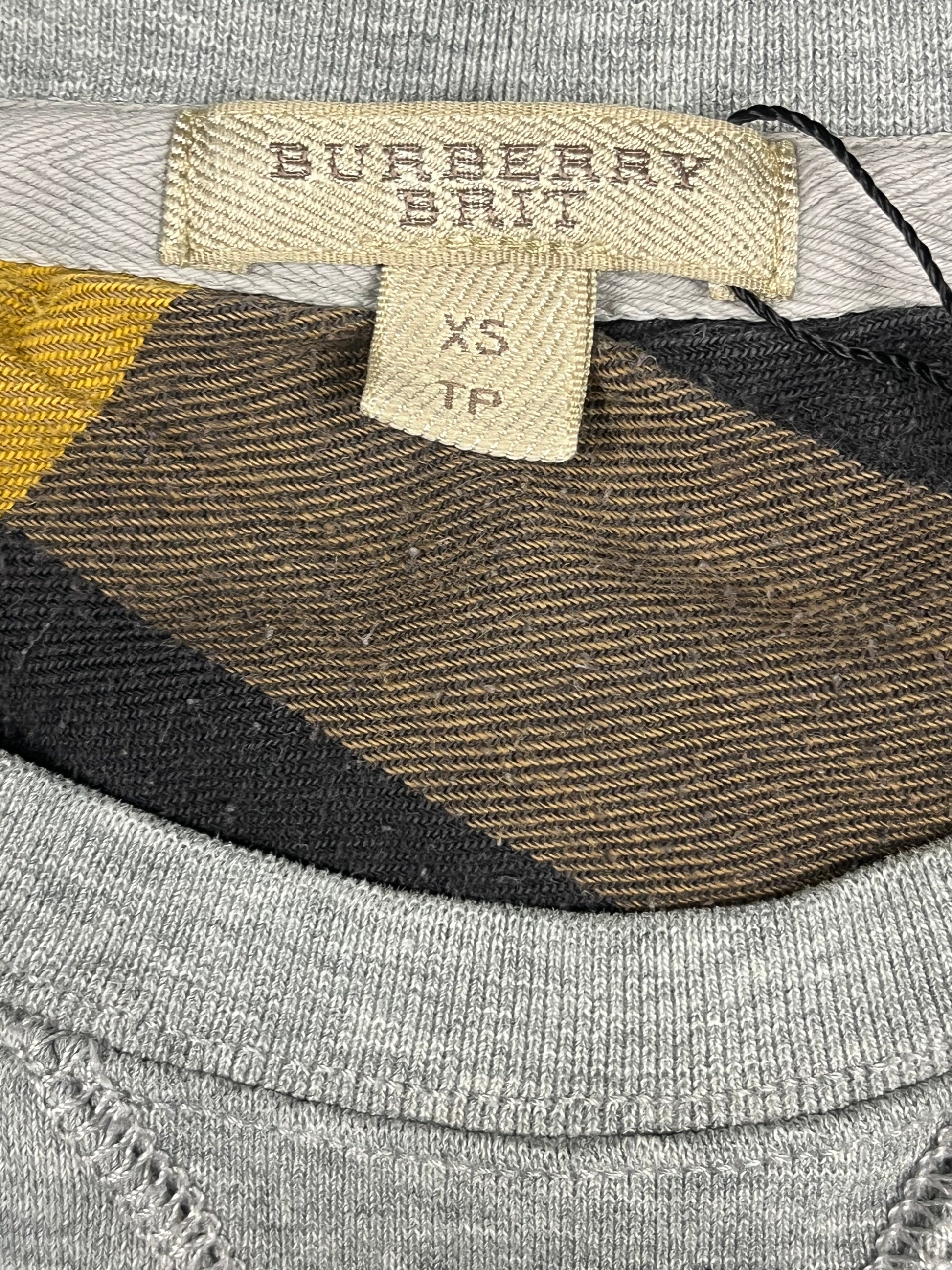 vintage Burberry sweater {XS}