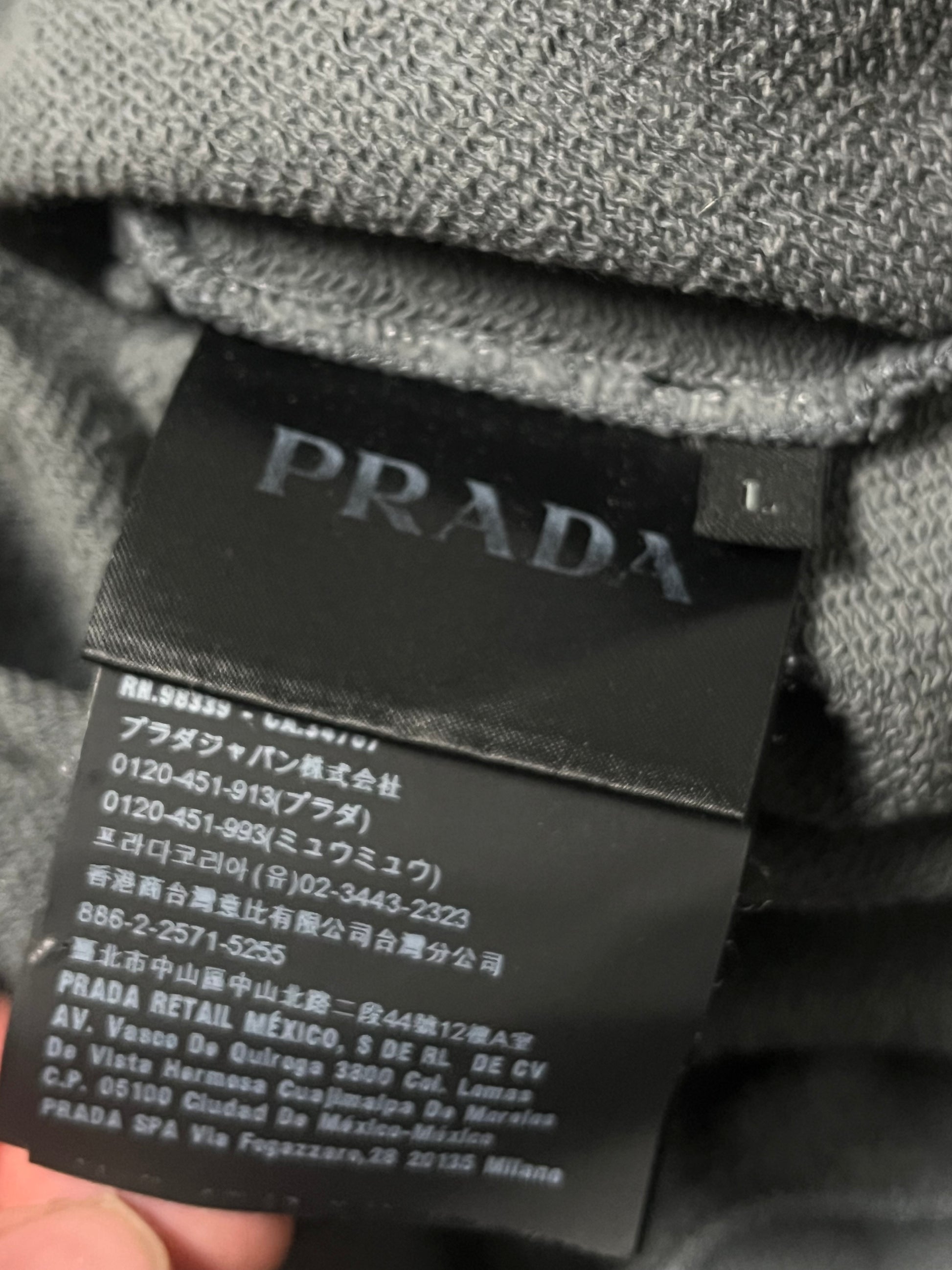 grey Prada sweatjacket {M}