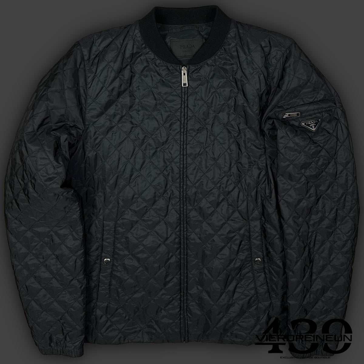vintage Prada pufferjacket {M}