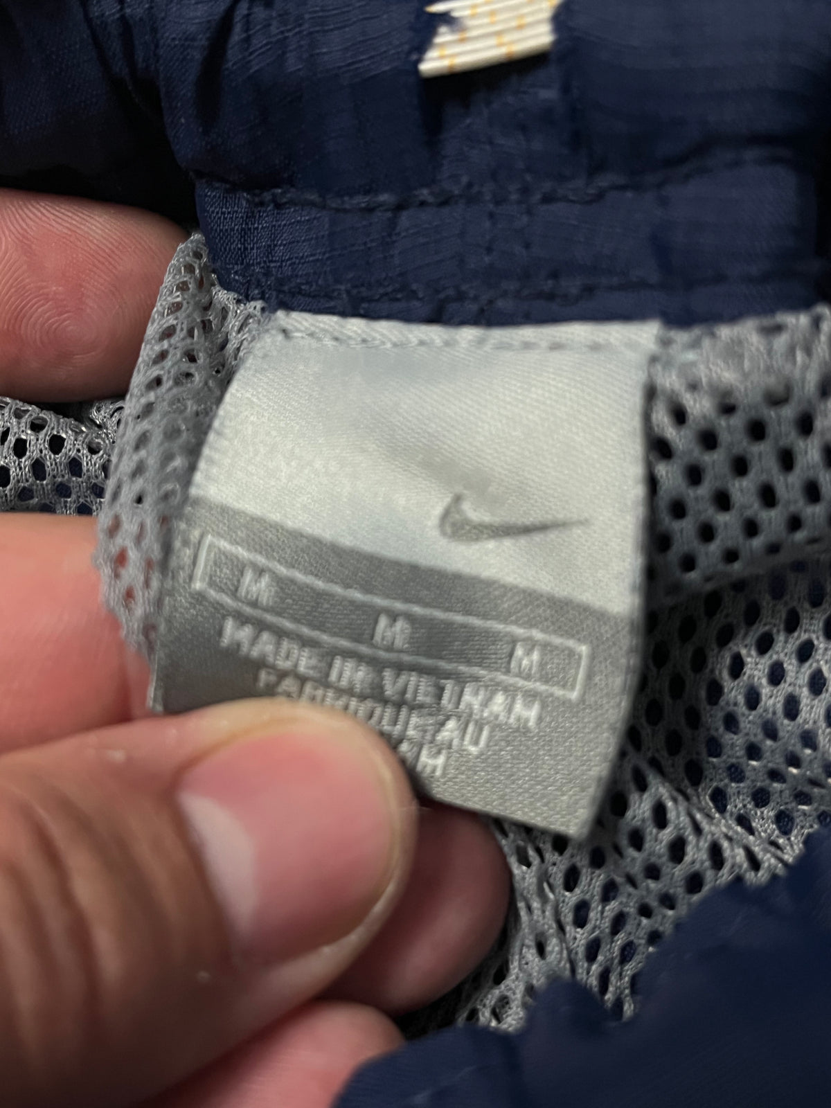 vintage Nike shorts {L}