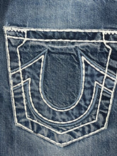 Load image into Gallery viewer, vintage True Religion jeans {M}
