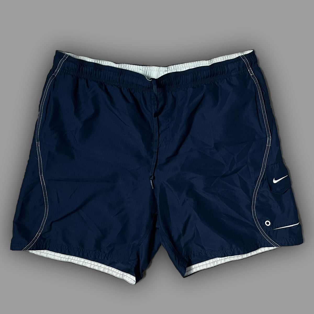 vintage Nike shorts {L}