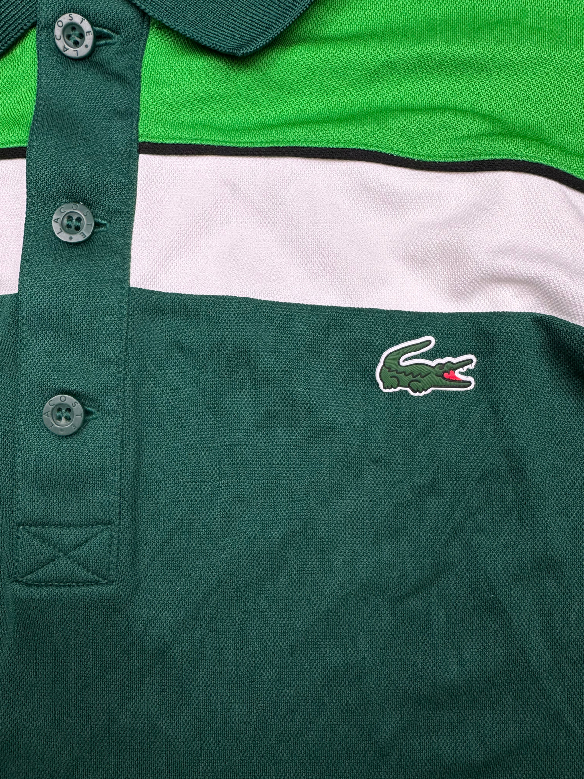 green Lacoste polo {L}