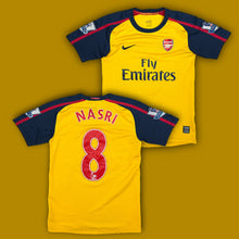 Load image into Gallery viewer, vintage Nike Fc Arsenal NASRI8 2008-2009 away jersey {XS}
