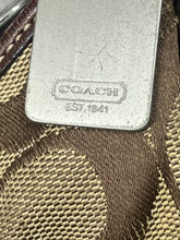 Load image into Gallery viewer, vintage COACH slingbag
