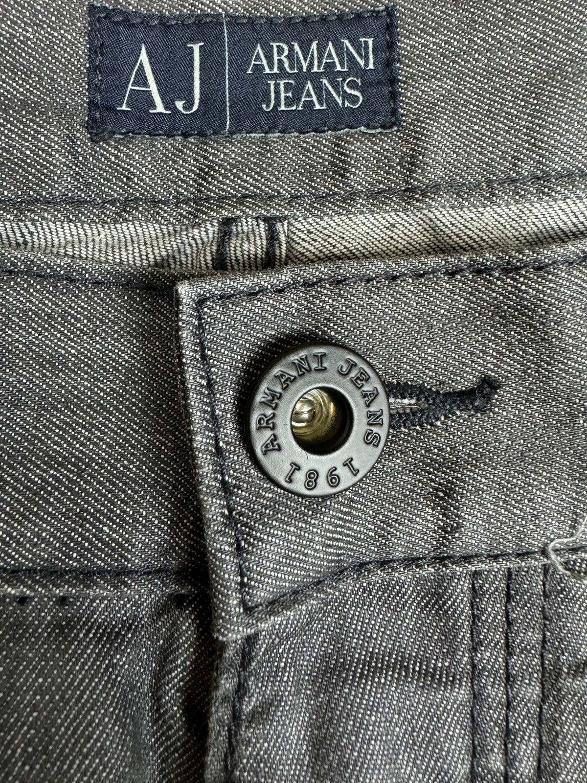 vintage Armani jeans {L}