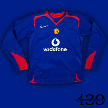 Load image into Gallery viewer, vintage Nike Manchester United 2006-2007 3rd long jersey {S}
