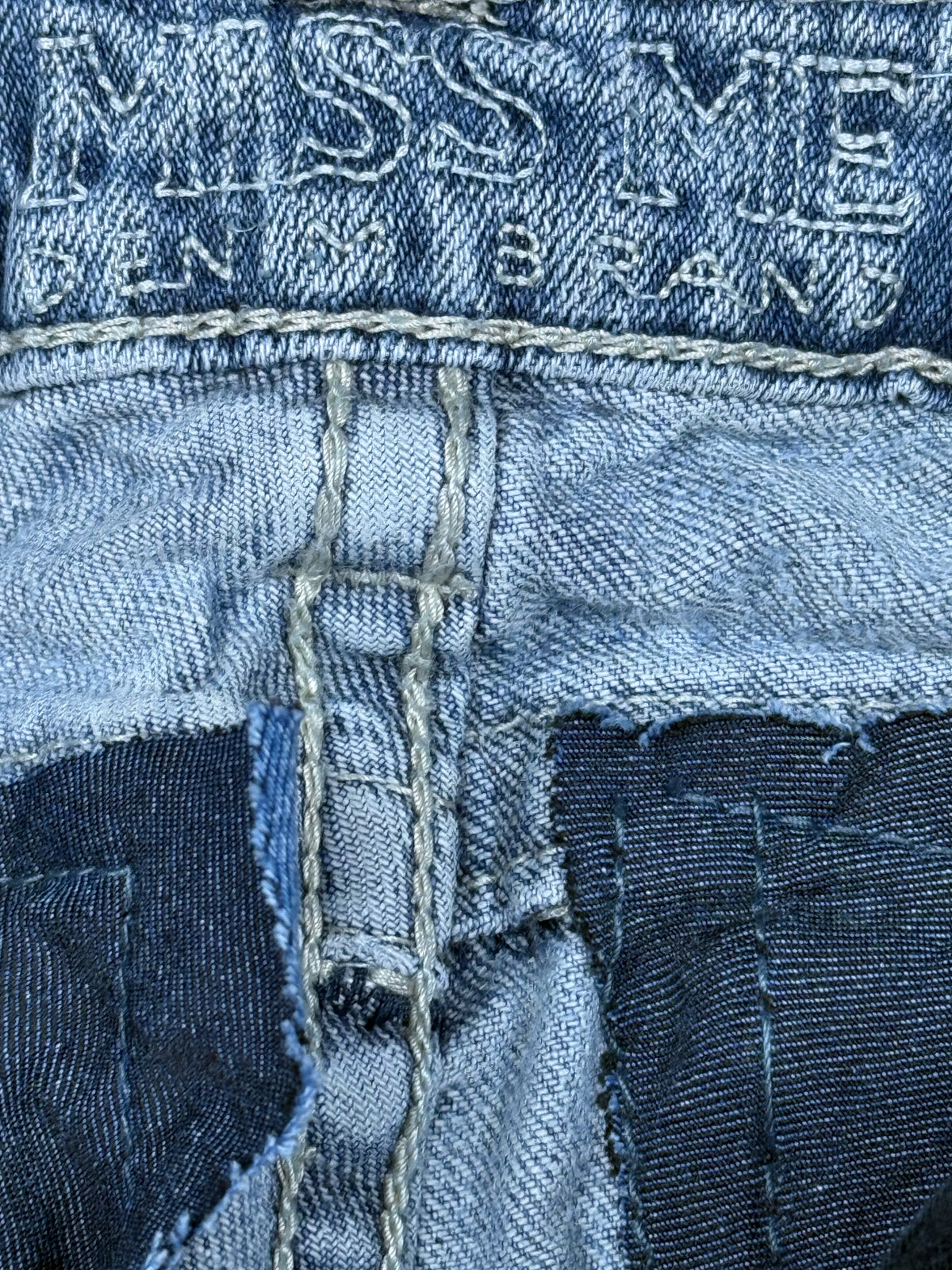 vintage Miss Me jeans {XS}