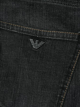 Carregar imagem no visualizador da galeria, vintage Emporio Armani jeans {S}
