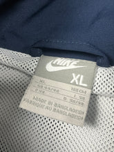 Load image into Gallery viewer, vintage Nike windbreaker {XL}
