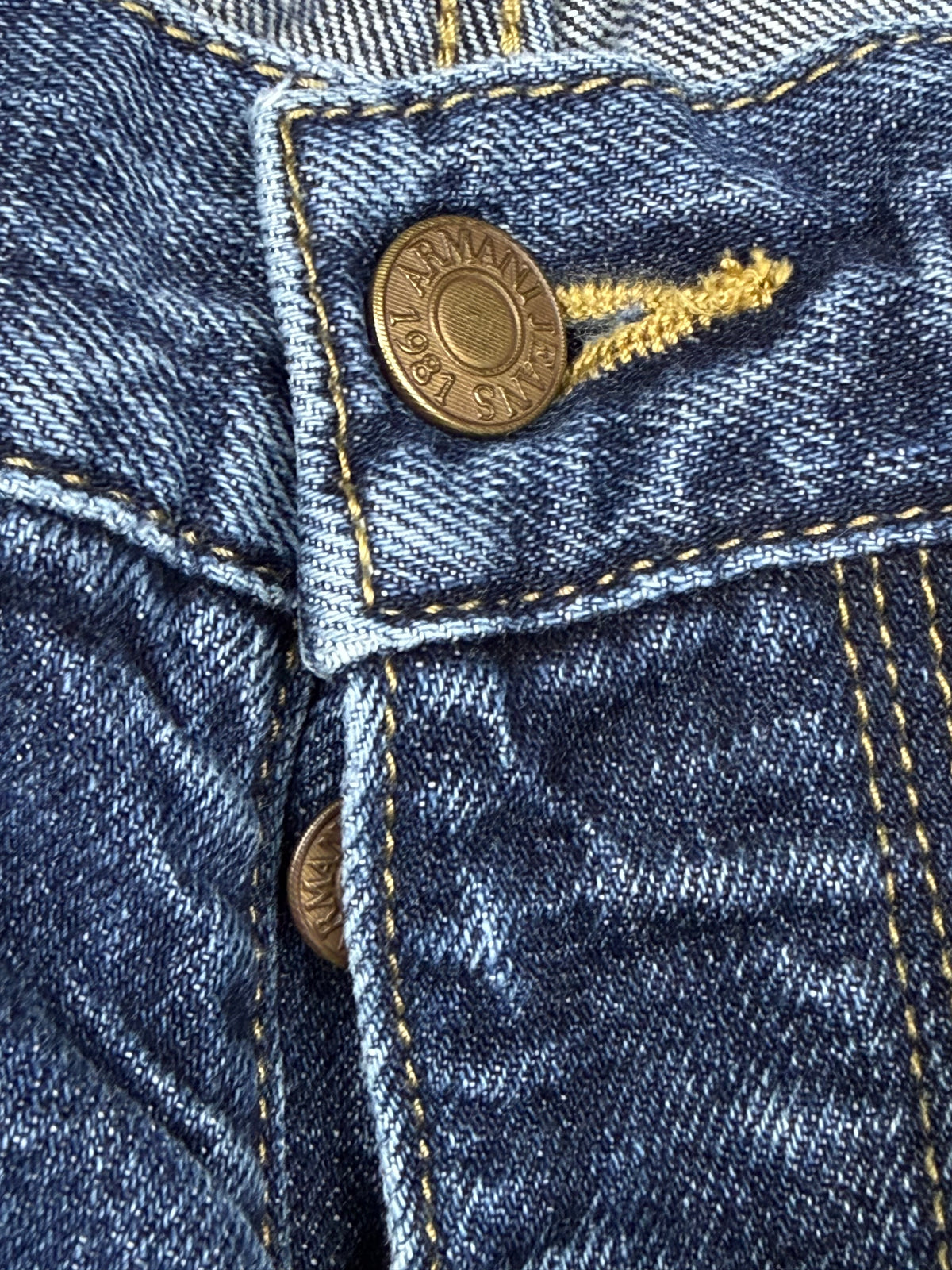 vintage Armani jeans {S}