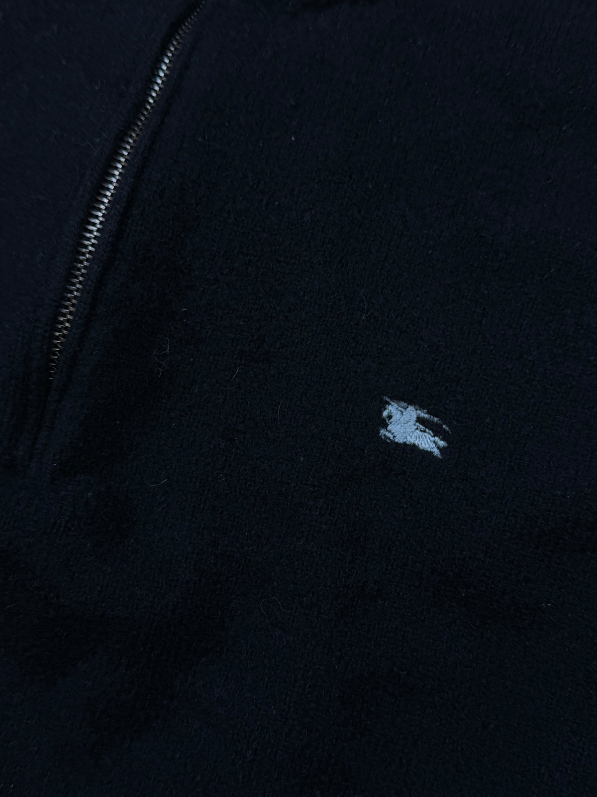 vintage Burberry quarterzip {S}