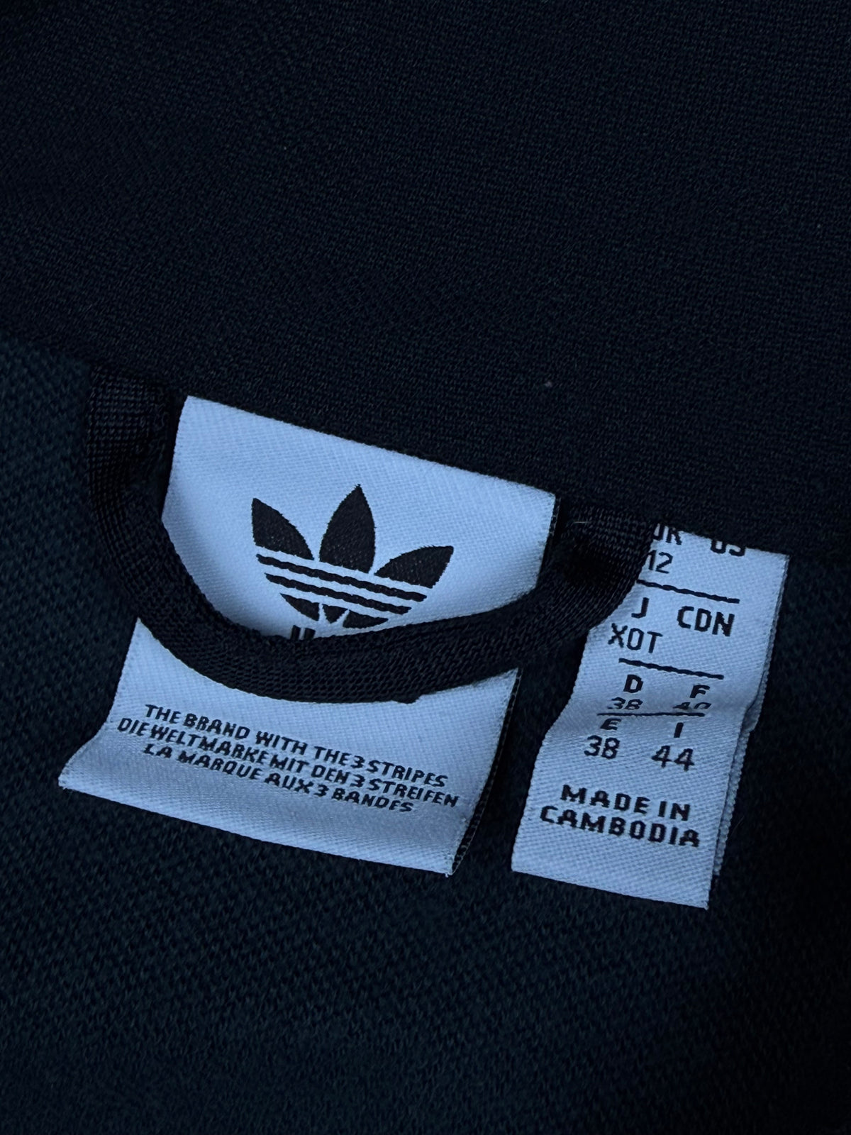 vintage Adidas trackjacket {XS}