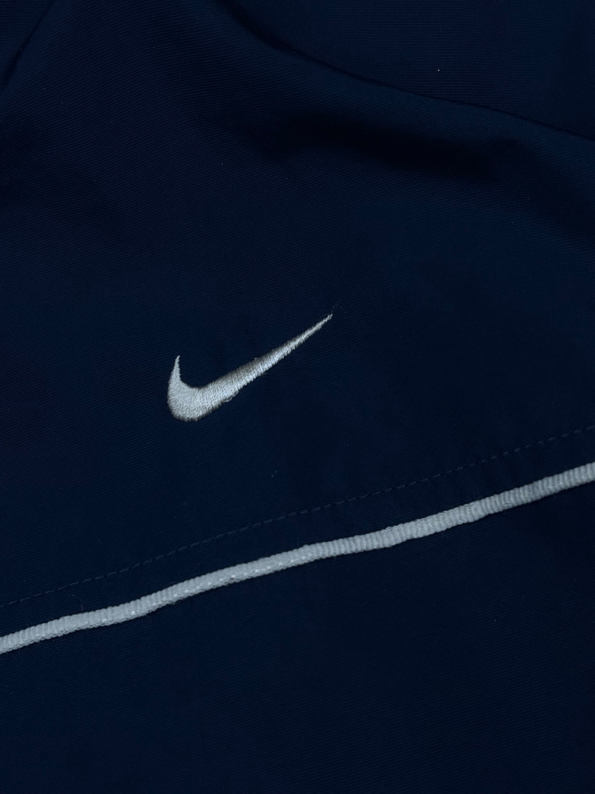 vintage navyblue Nike windbreaker {M}