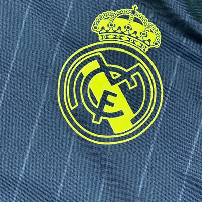 vintage Adidas Real Madrid sweater {M}