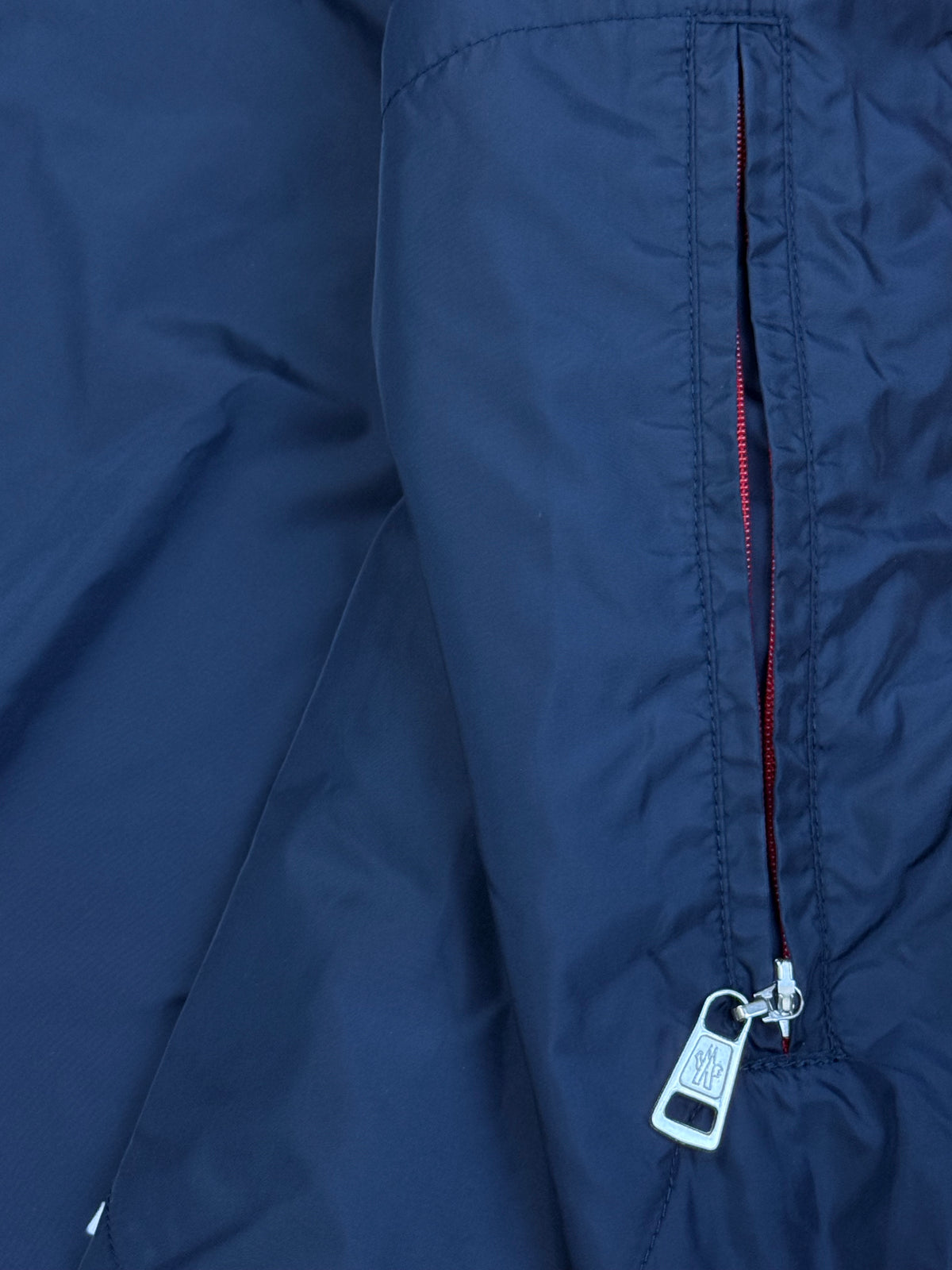 vintage Moncler windbreaker {M}