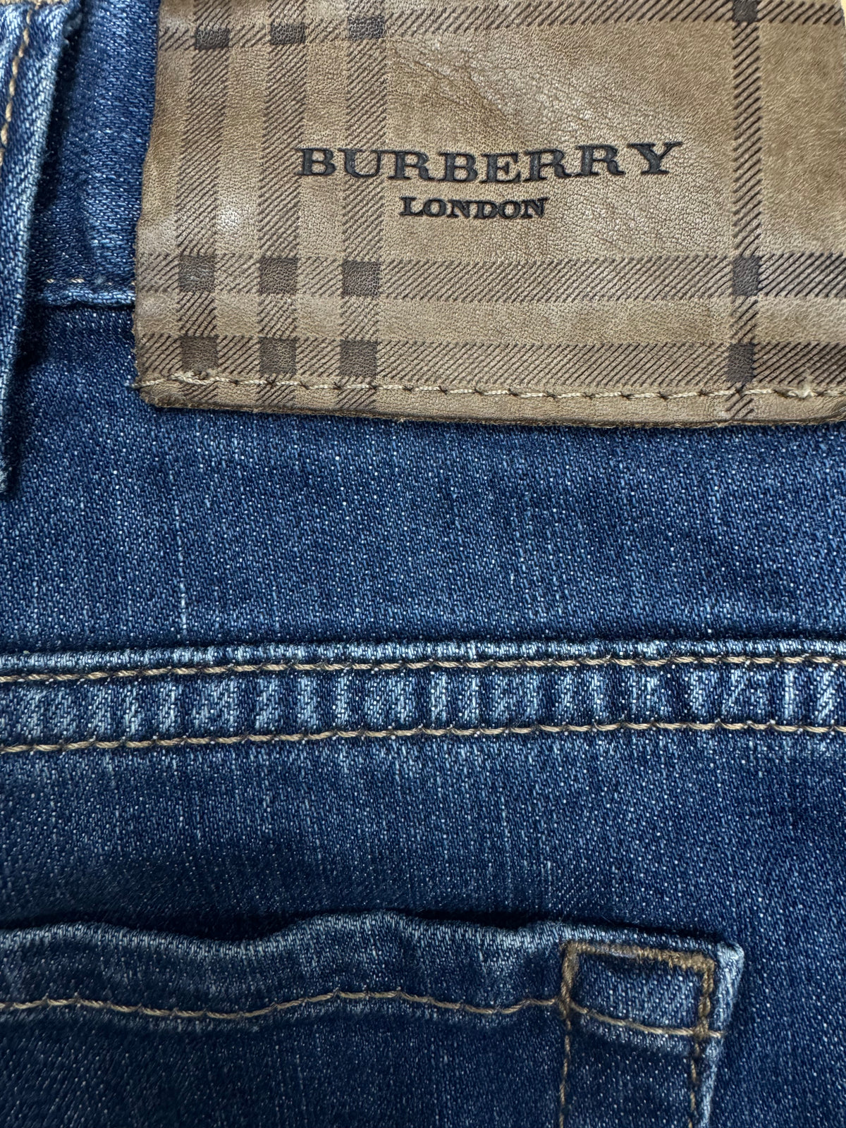 vintage Burberry jeans {S}