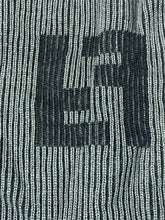 Carica l&#39;immagine nel visualizzatore di Gallery, vintage Fendi scarf
