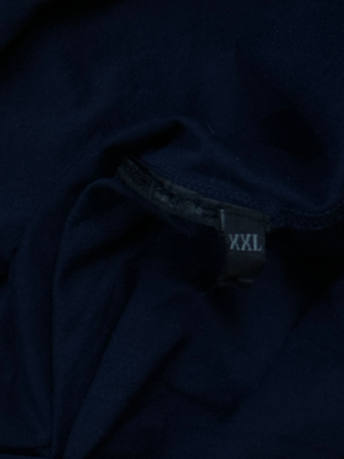vintage navyblue Prada v-neck t-shirt {XL}
