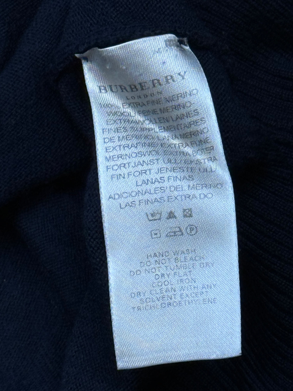 vintage Burberry quarterzip {S}