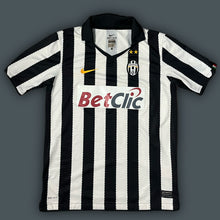 Carica l&#39;immagine nel visualizzatore di Gallery, vintage Nike Juventus Turin 2010-2011 home jersey {S}
