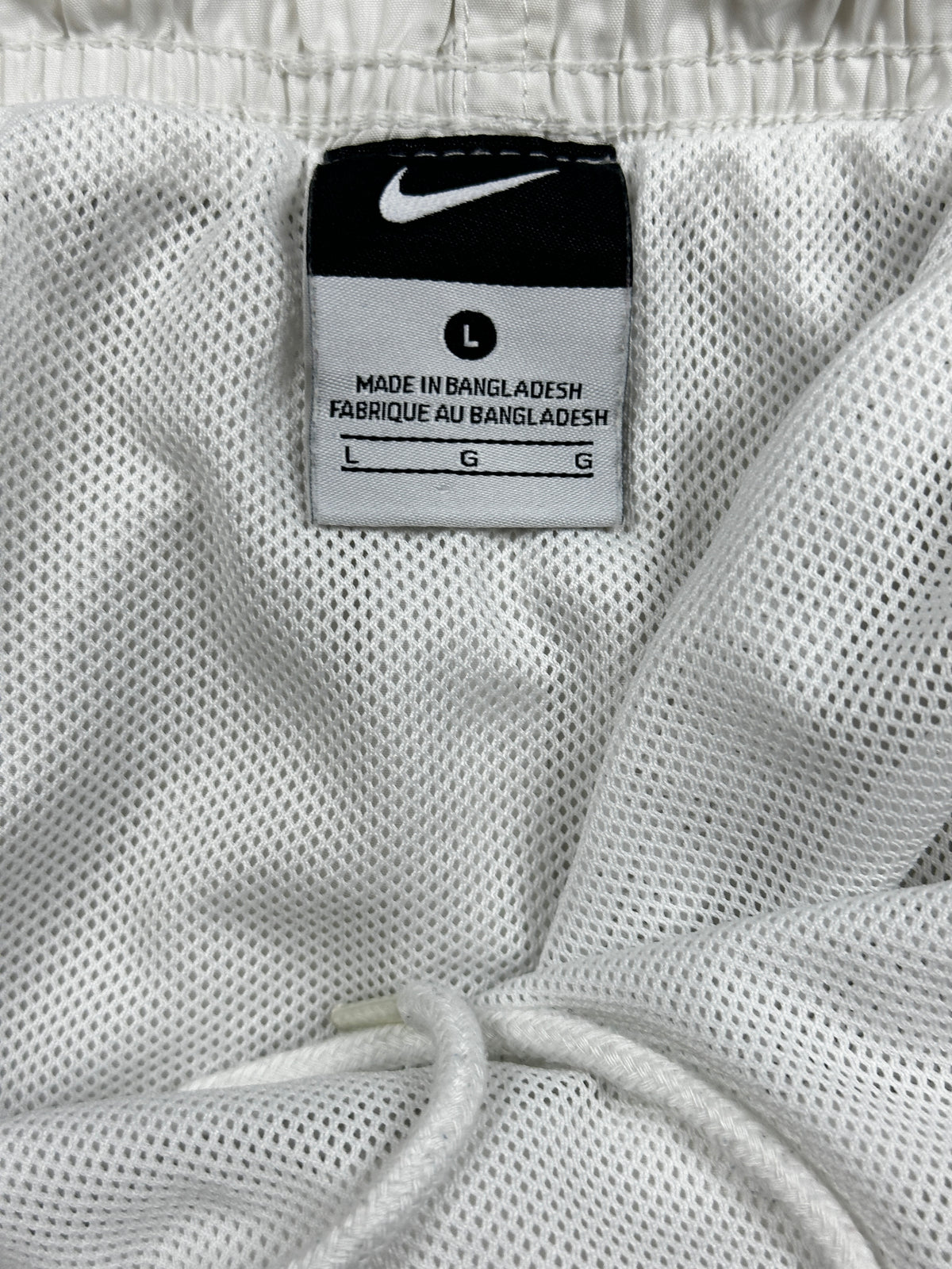 vintage Nike shorts {L}