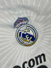 Lade das Bild in den Galerie-Viewer, vintage Adidas Real Madrid 2010-2011 home jersey {L}
