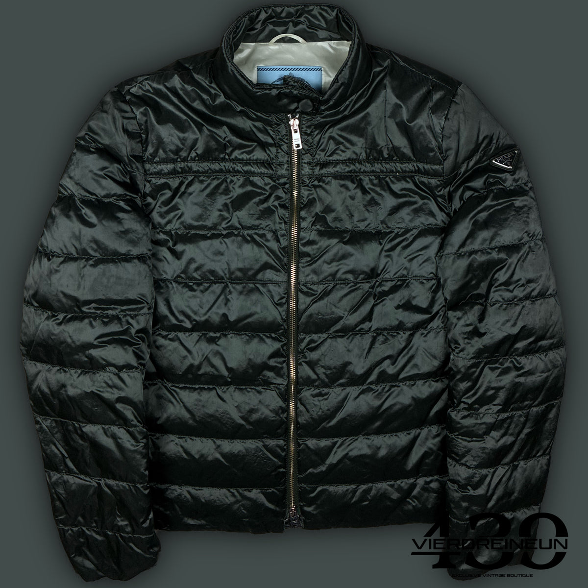 dark green Prada pufferjacket {XS}