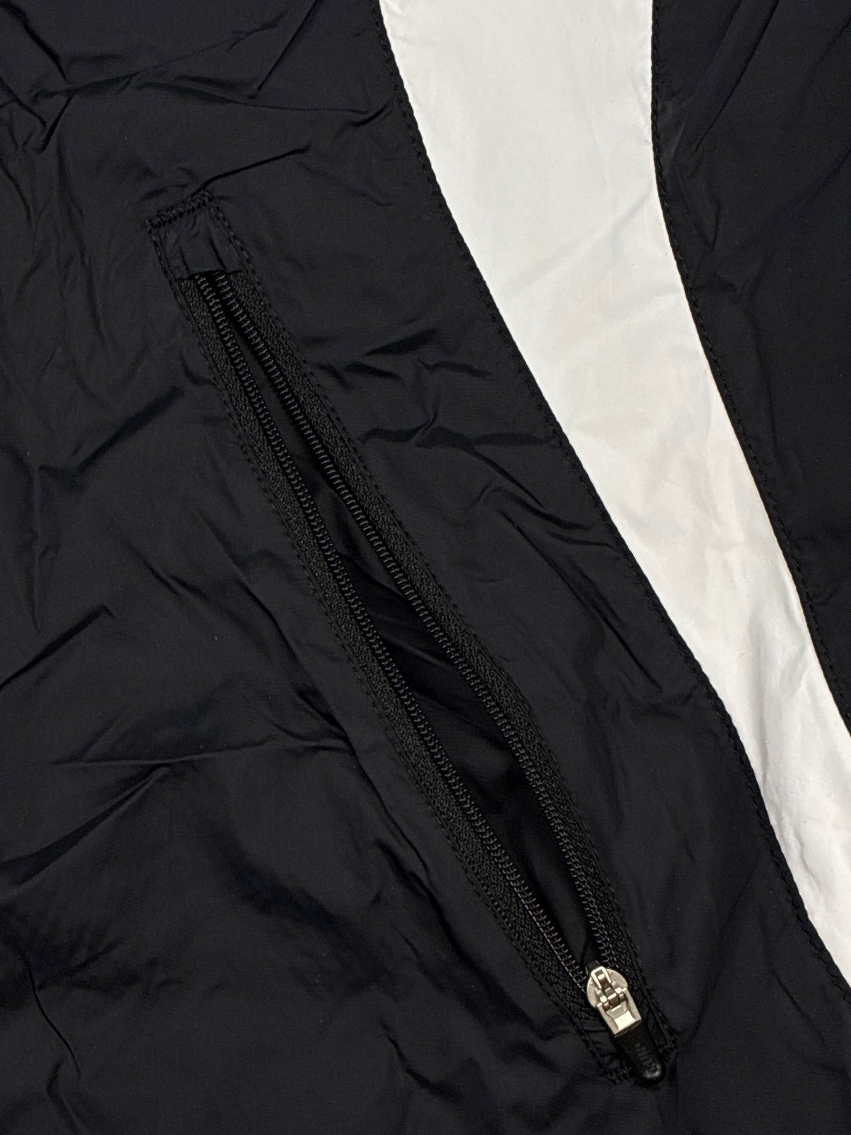 vintage Nike windbreaker {XL}