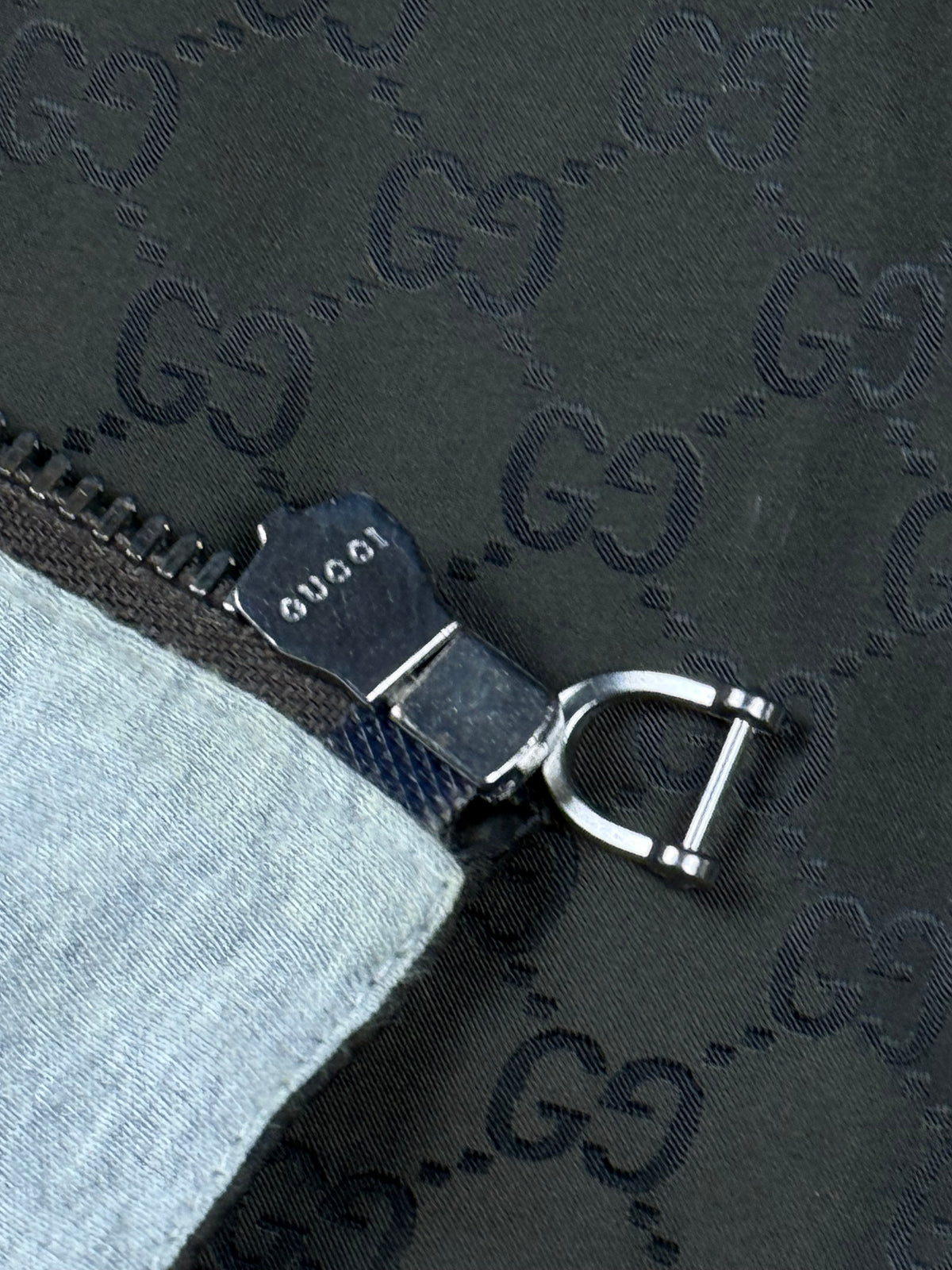 vintage Gucci monogram windbreaker {L}