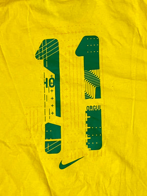 vintage Nike BRASIL t-shirt {XXL}