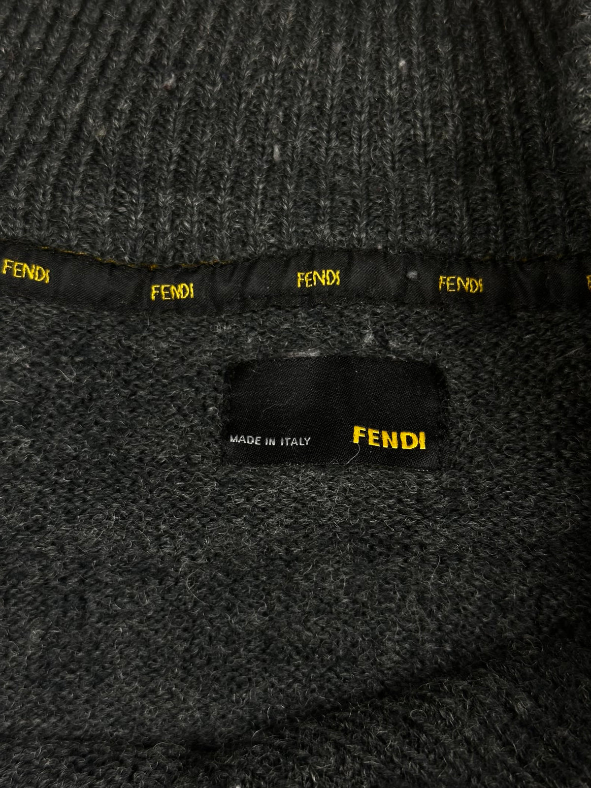 vintage Fendi knittedsweater {M}