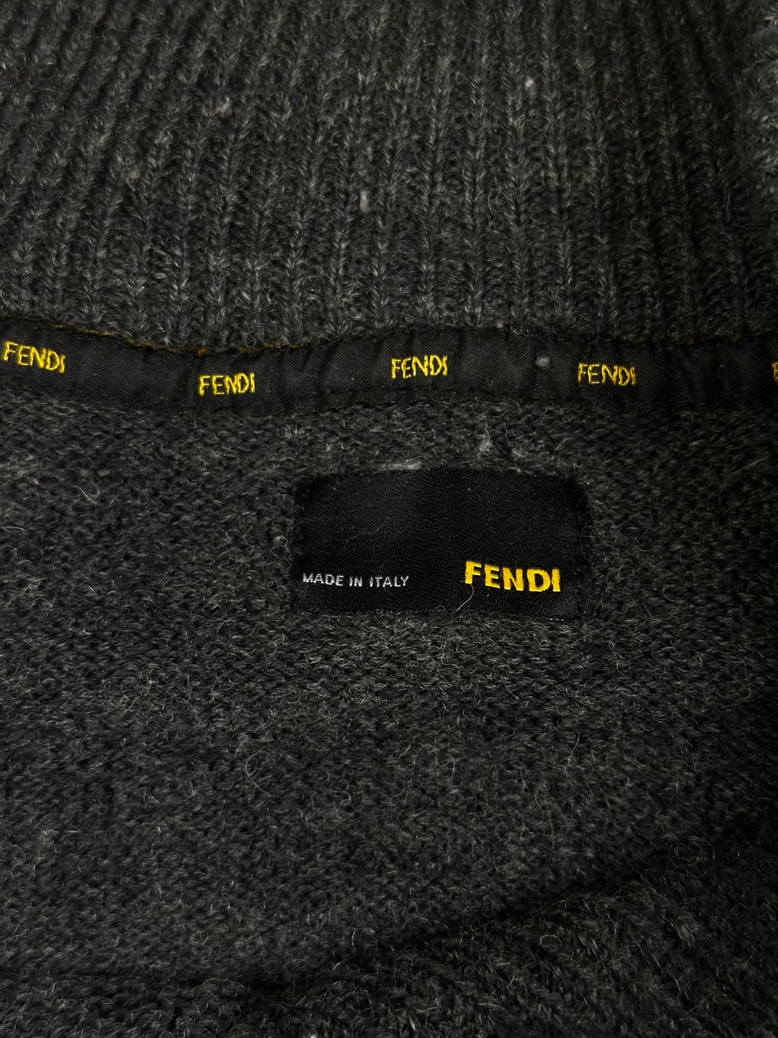 vintage Fendi knittedsweater {M}