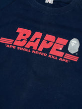 Lade das Bild in den Galerie-Viewer, vintage BAPE a bathing ape sweater {XL}
