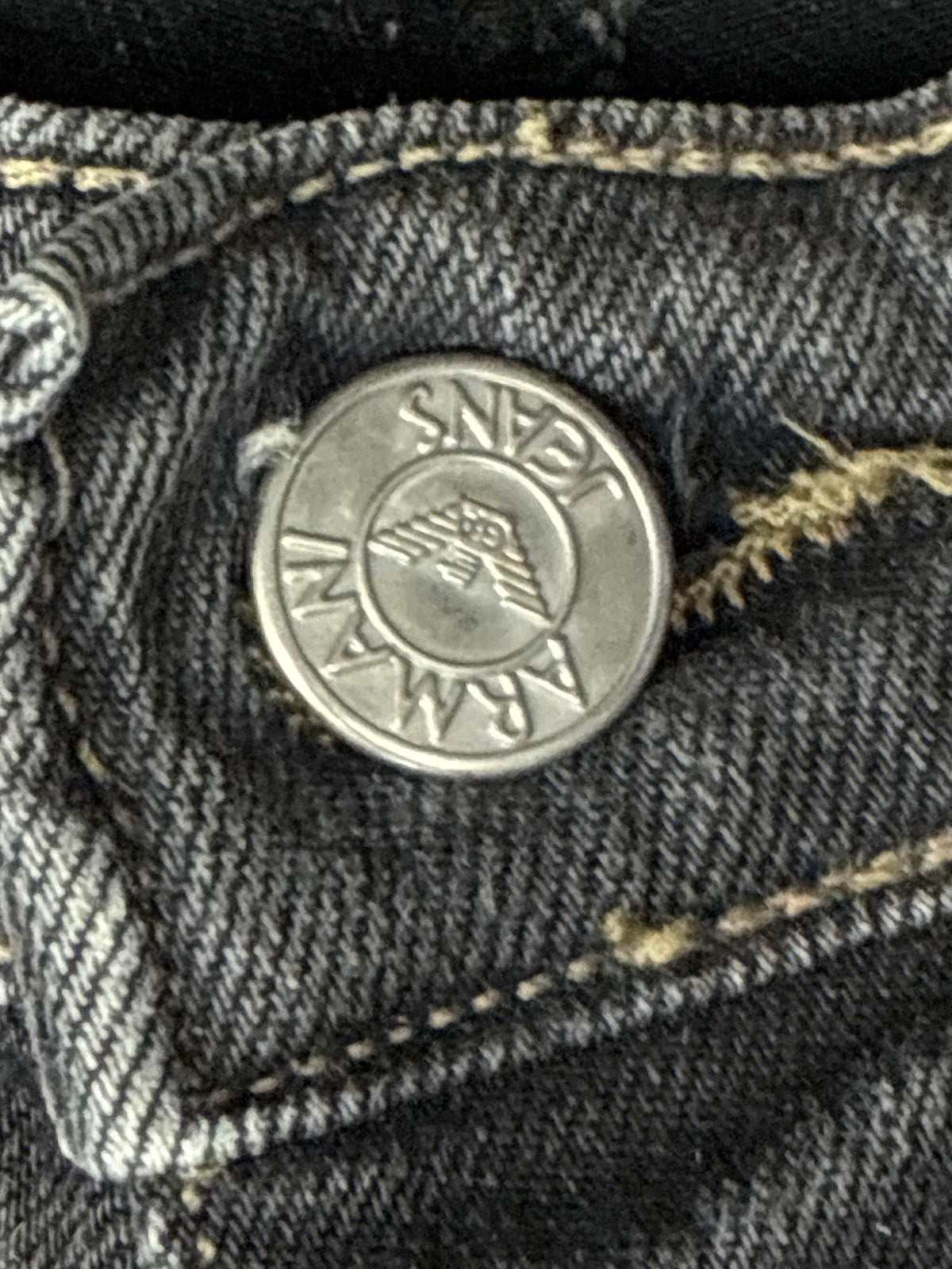 vintage Armani jeans {S}