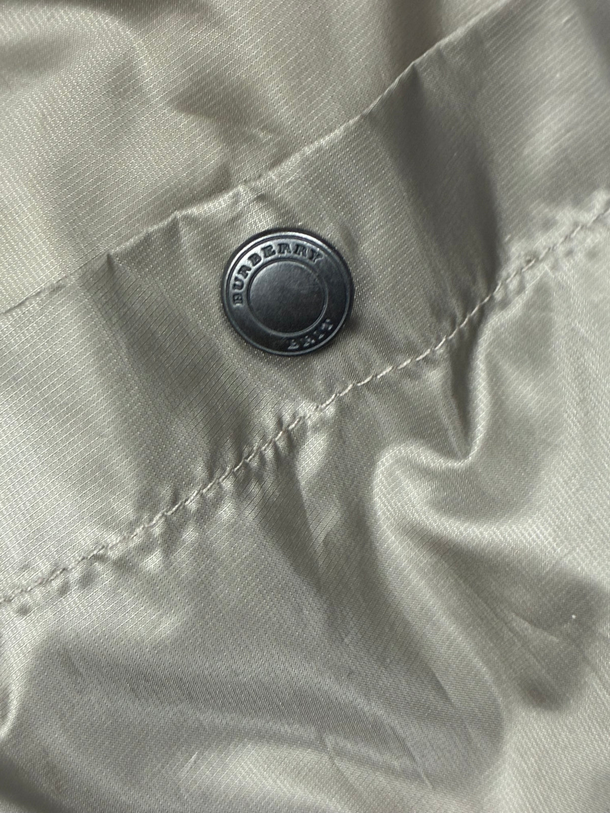 vintage Burberry vest {XS}
