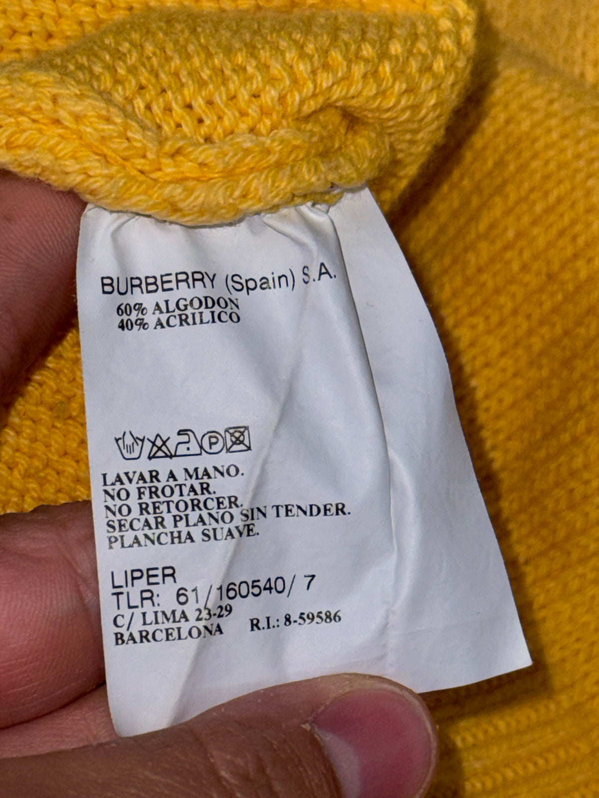 vintage Burberry knittedsweater {XL}