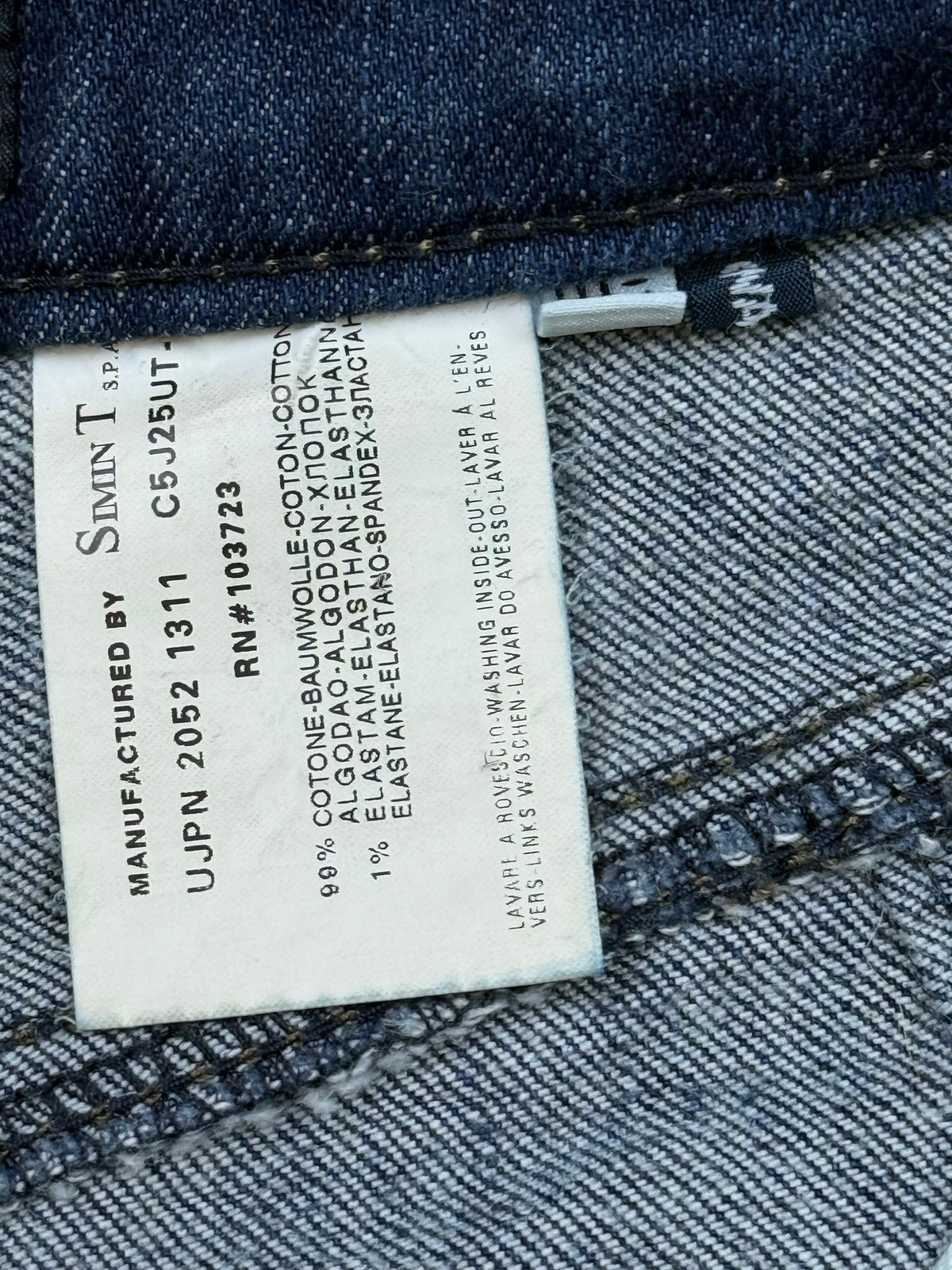 vintage Armani jeans {S}